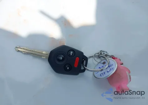 2019 Subaru Outback 2.5I Premium из США, поврежденный, VIN 4S4BSAFC1K3310763